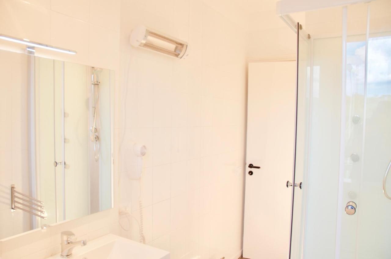 Beachfront Rooms มารีนาดีรากูซา ภายนอก รูปภาพ